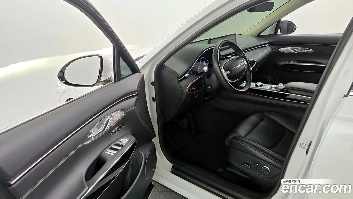 Genesis GV70 — фото 10