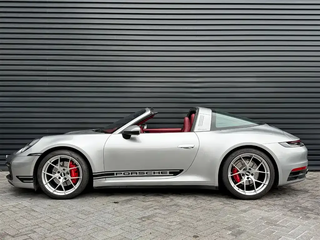 Porsche 911 2022 из CN, фото 10