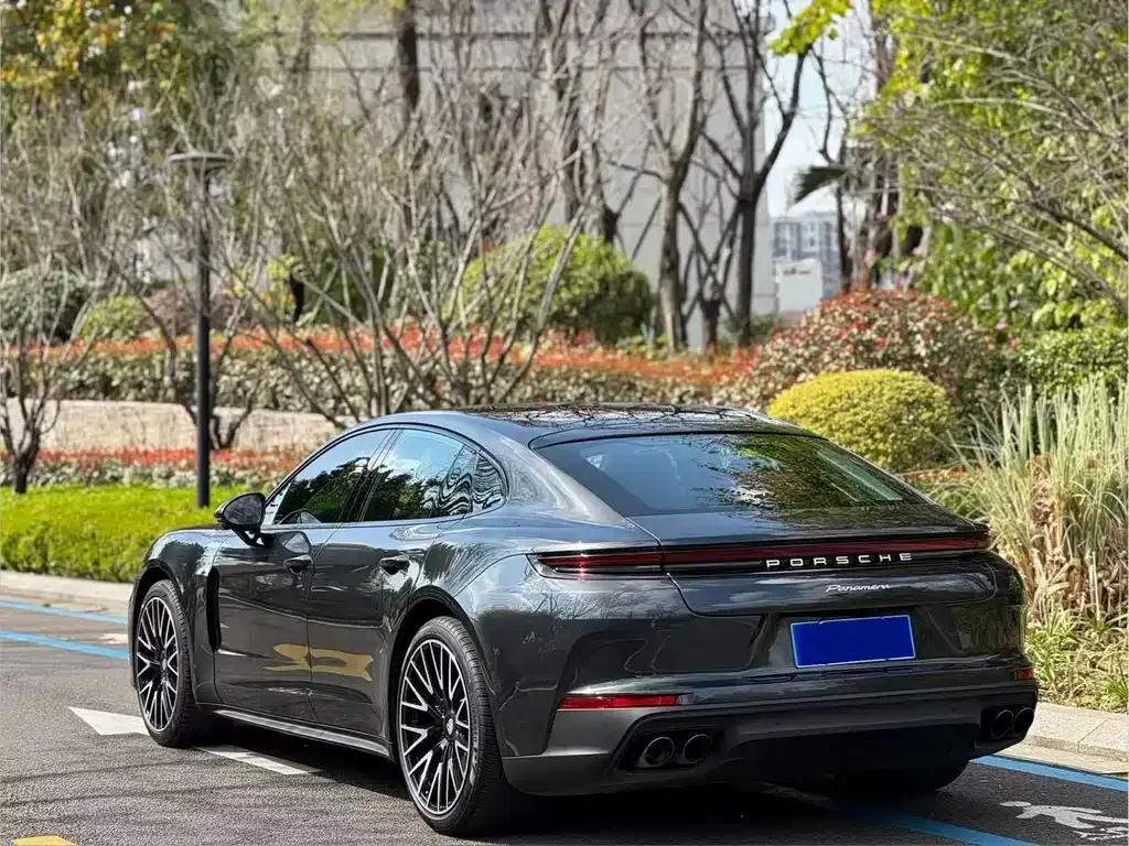 Porsche Panamera — фото 10
