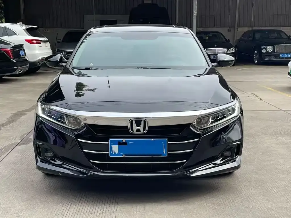 Honda Accord — фото 3