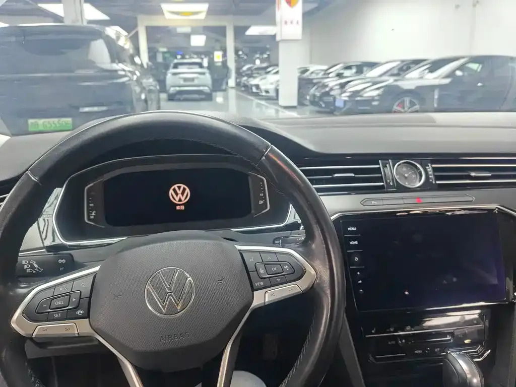 Volkswagen Magotan 2022 из CN, фото 6