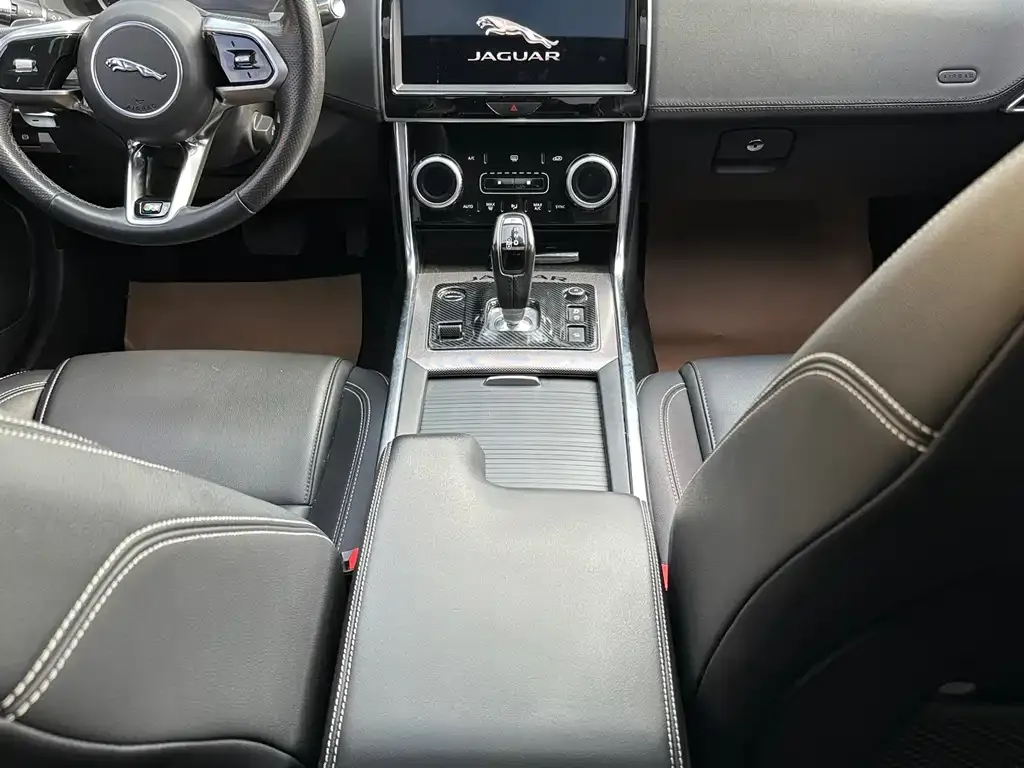 Jaguar XEL 2021 из CN, фото 9
