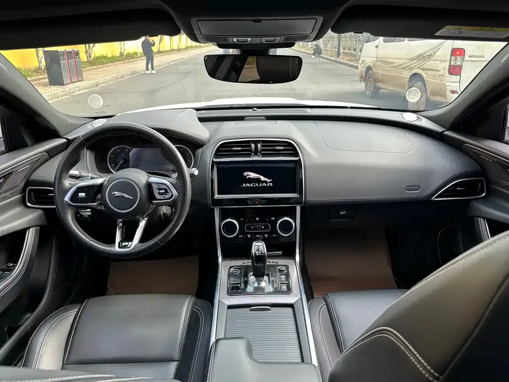 Jaguar XEL 2021 из CN, фото 3