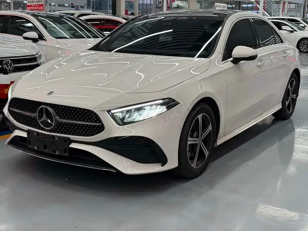 Mercedes-Benz A-Class — фото 1