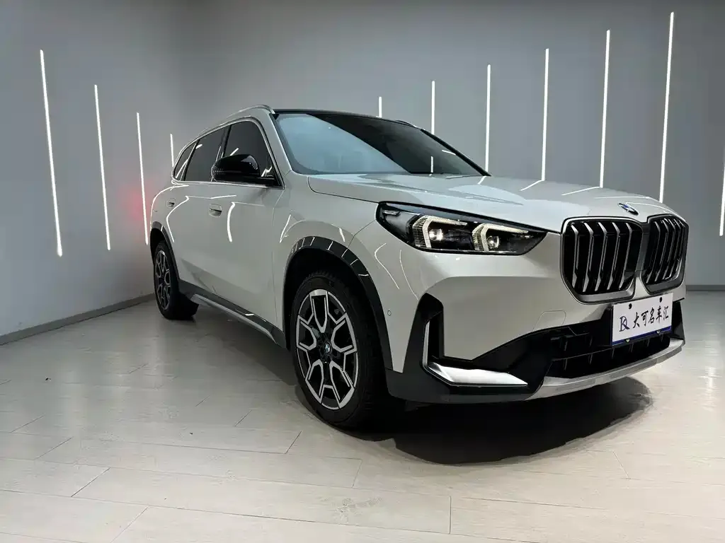 BMW X1 — фото 7