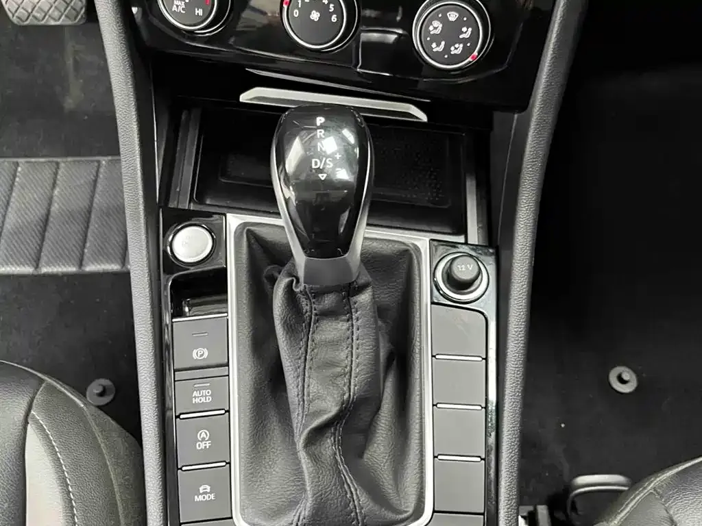 Volkswagen Sagitar 2021 из CN, фото 10