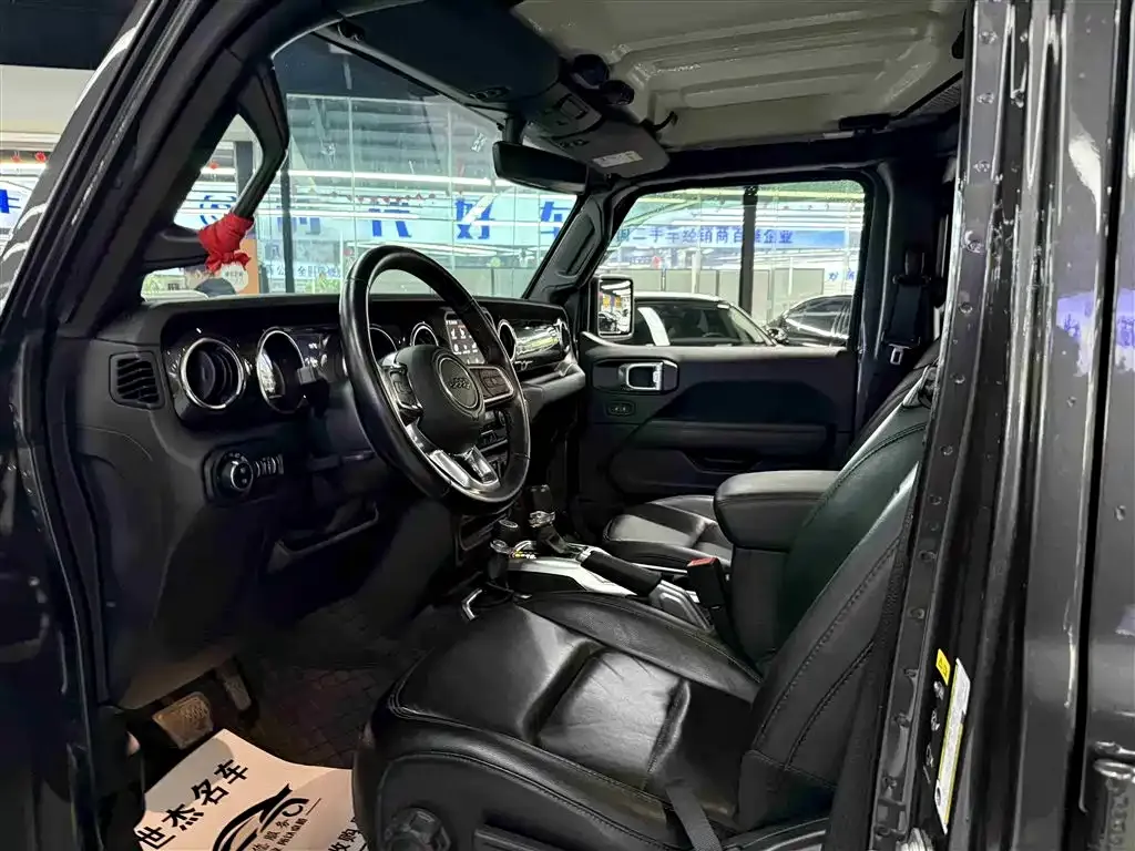Jeep Wrangler 2021 из CN, фото 6