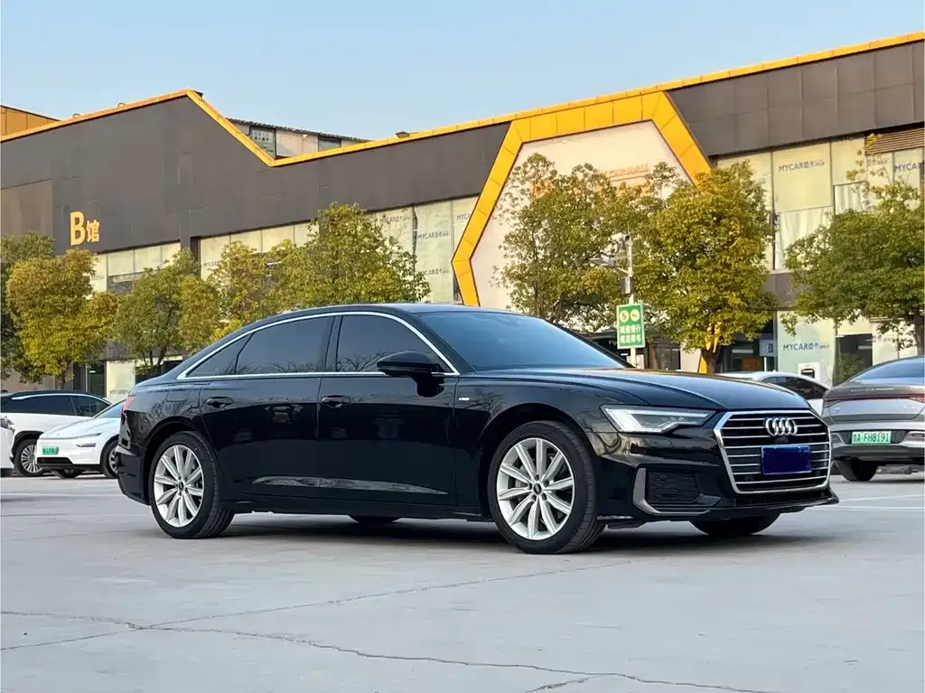 Audi A6L 2022 из CN, фото 3
