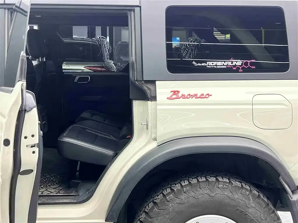 Ford Bronco 2024 из CN, фото 6
