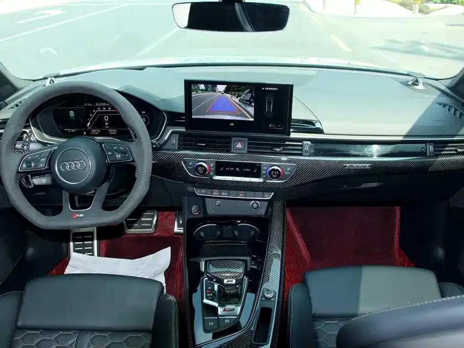 Audi RS 4 2023 из CN, фото 7