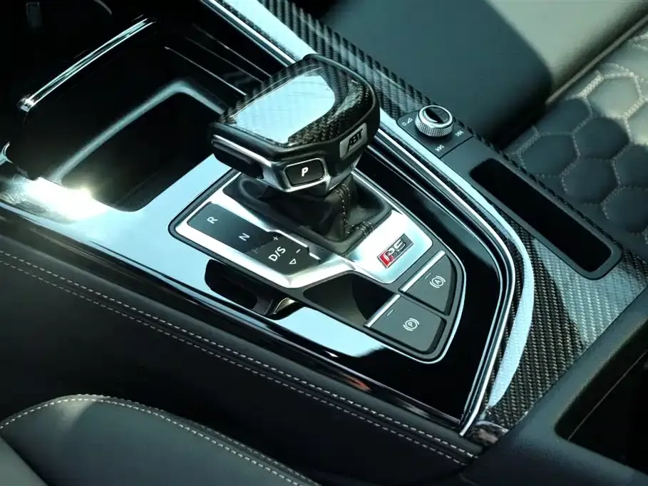 Audi RS 4 2023 из CN, фото 3