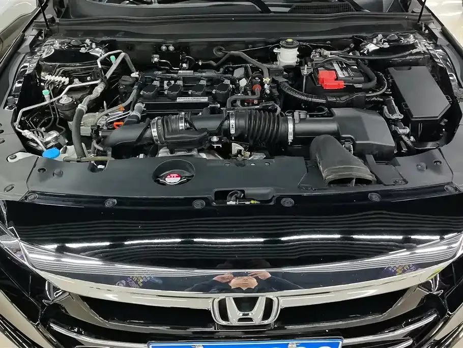 Honda Accord — фото 6