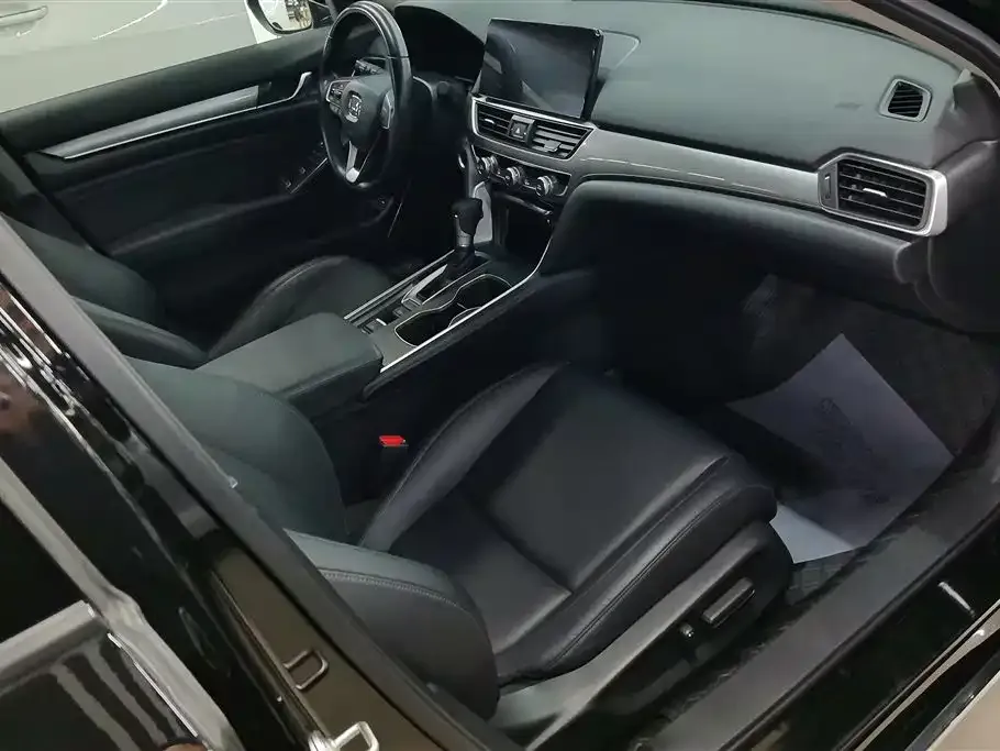 Honda Accord — фото 5
