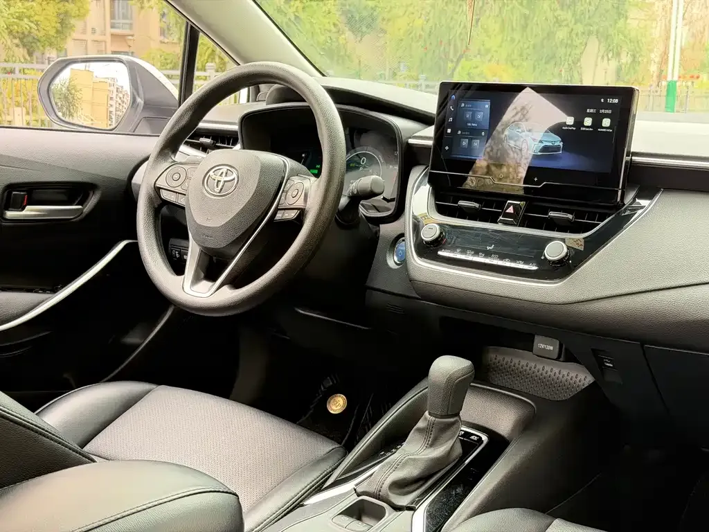 Toyota Corolla 2023 из CN, фото 7