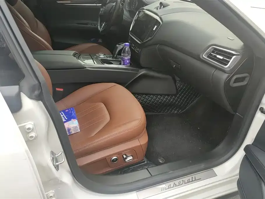 Maserati Ghibli 2021 из CN, фото 2