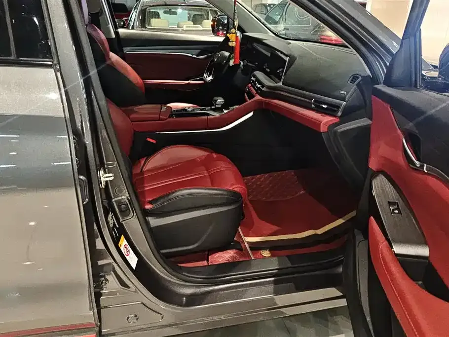 Changan CS75PLUS — фото 10