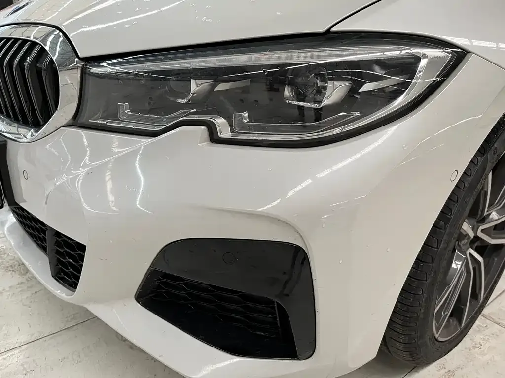 BMW 3 Series 2021 из CN, фото 3