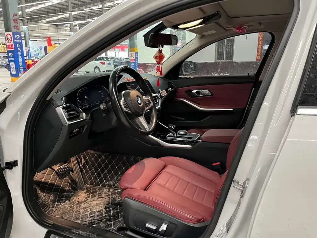 BMW 3 Series 2021 из CN, фото 9
