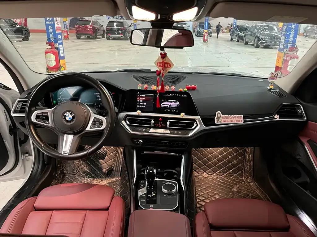 BMW 3 Series 2021 из CN, фото 10