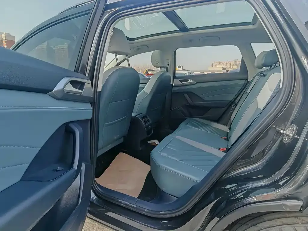 Volkswagen Tharu 2024 из CN, фото 4
