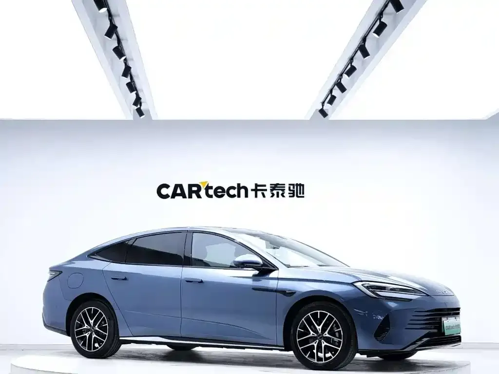 BYD Seal 07 DM-i 2025 из CN, фото 1