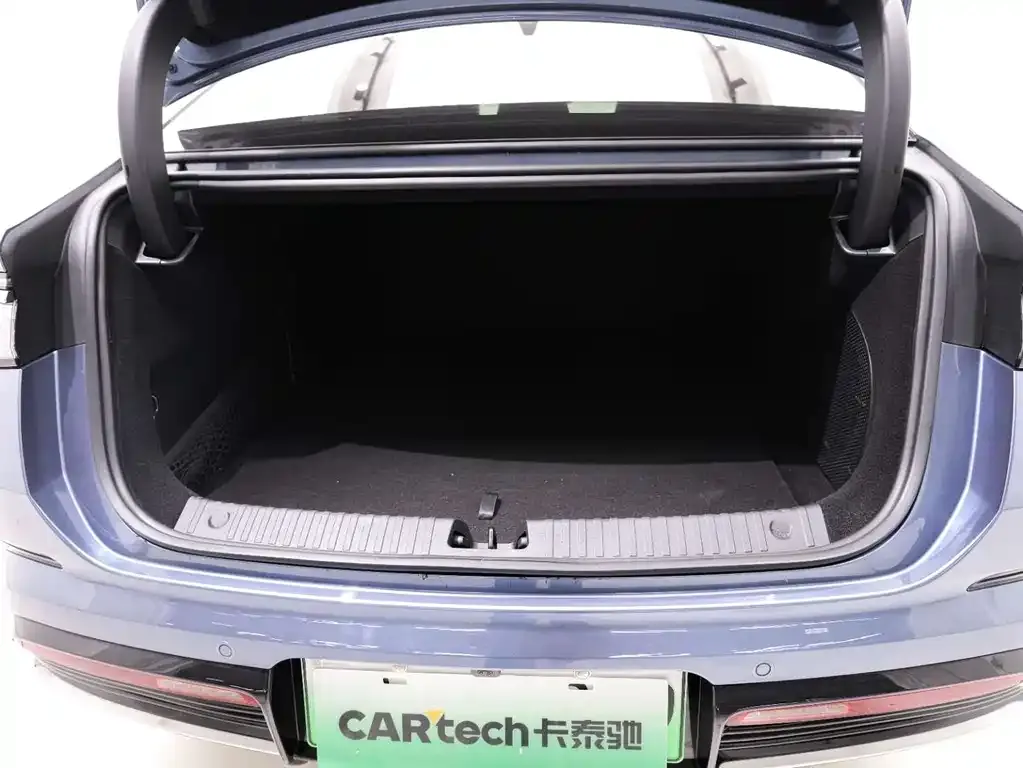 BYD Seal 07 DM-i 2025 из CN, фото 10