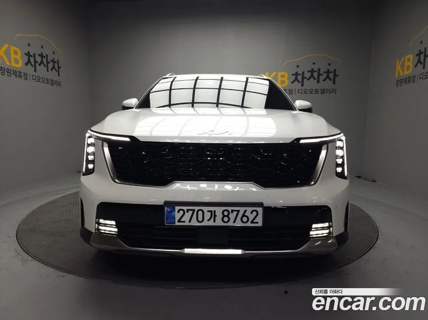 Kia Sorento — фото 6