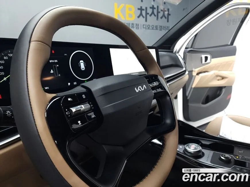Kia Sorento — фото 7