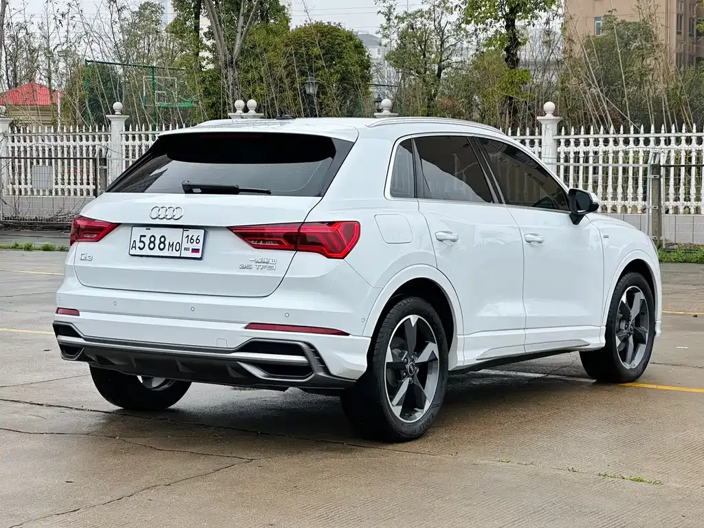 Audi Q3 2022 из CN, фото 8