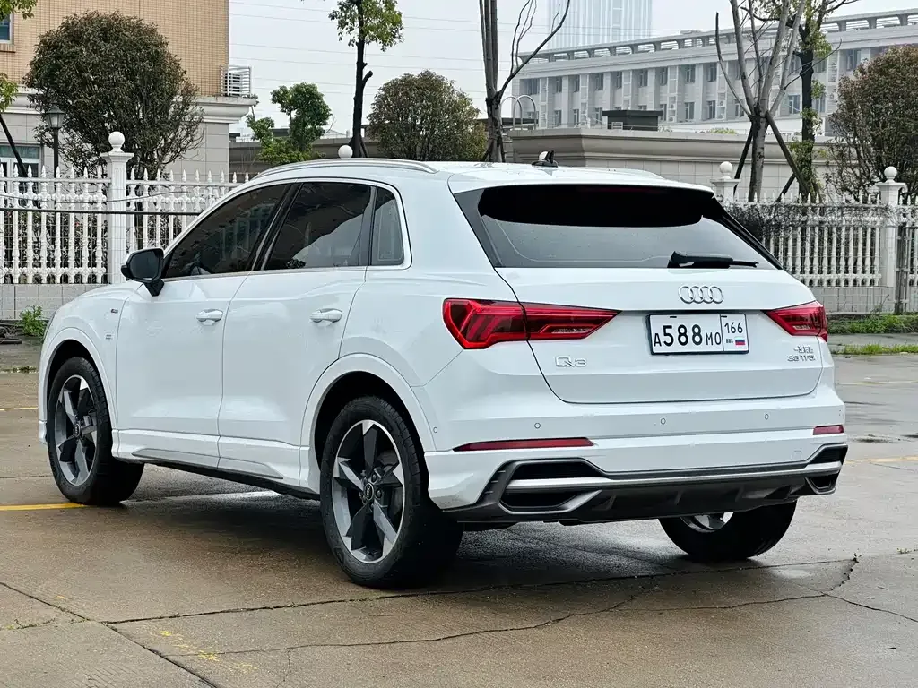 Audi Q3 2022 из CN, фото 7