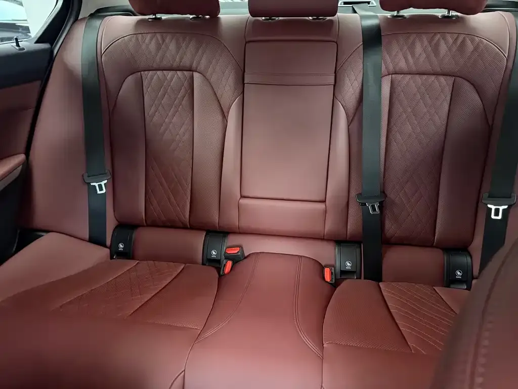 BMW 3 Series — фото 10