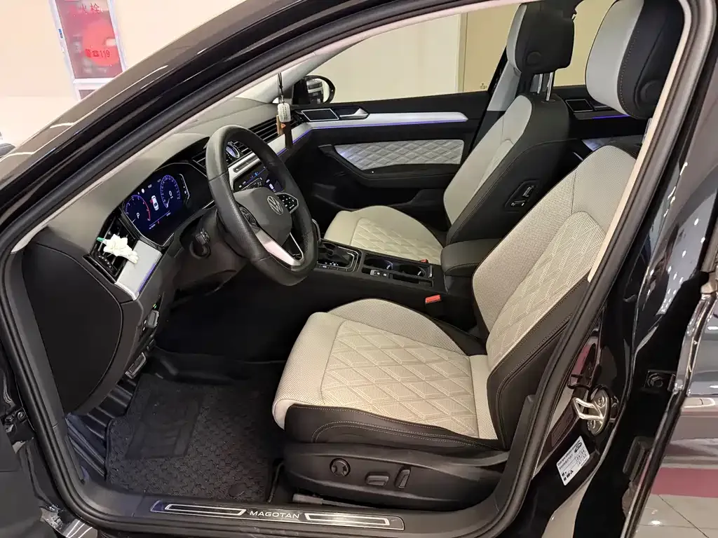 Volkswagen Magotan 2024 из CN, фото 6