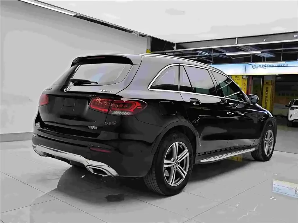 Mercedes-Benz GLC — фото 9
