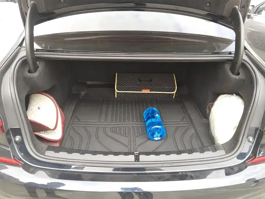 BMW 3 Series 2021 из CN, фото 5
