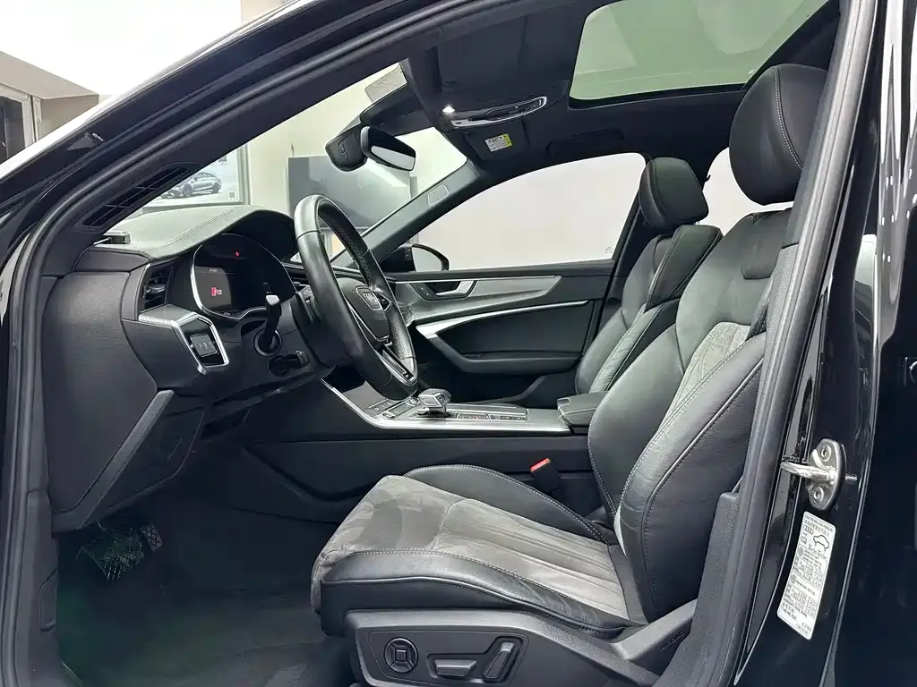 Audi A6L 2022 из CN, фото 6