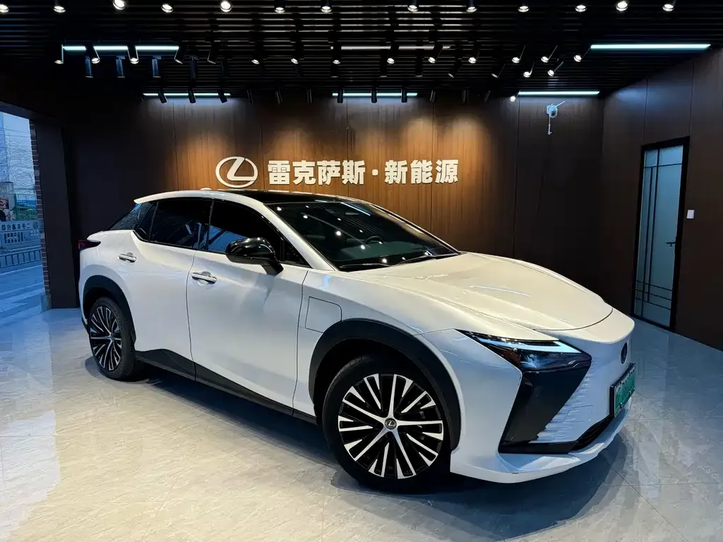 Lexus RZ 2023 из CN, фото 1