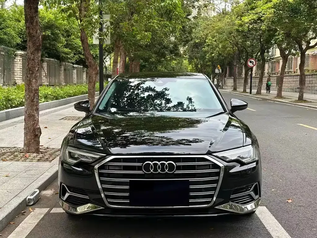 Audi A6L — фото 8