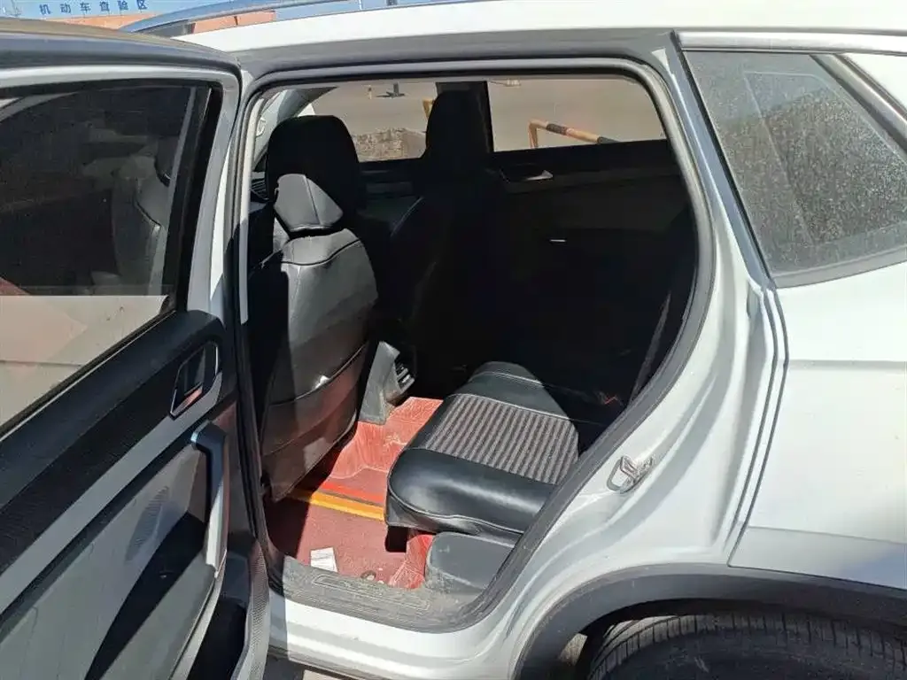Volkswagen Tayron 2023 из CN, фото 9