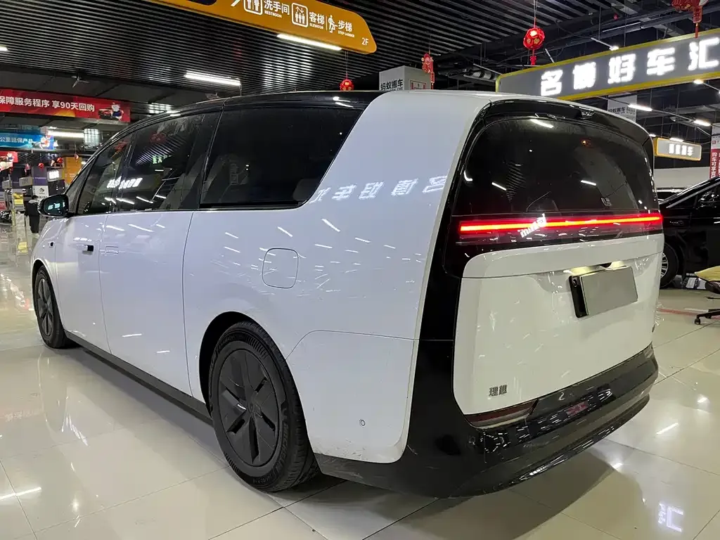 Li Auto MEGA 2025 из CN, фото 4