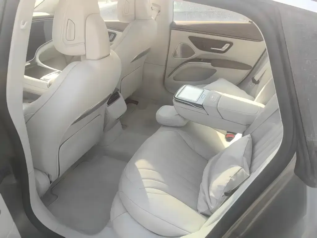 Mercedes-Benz EQS 2024 из CN, фото 4