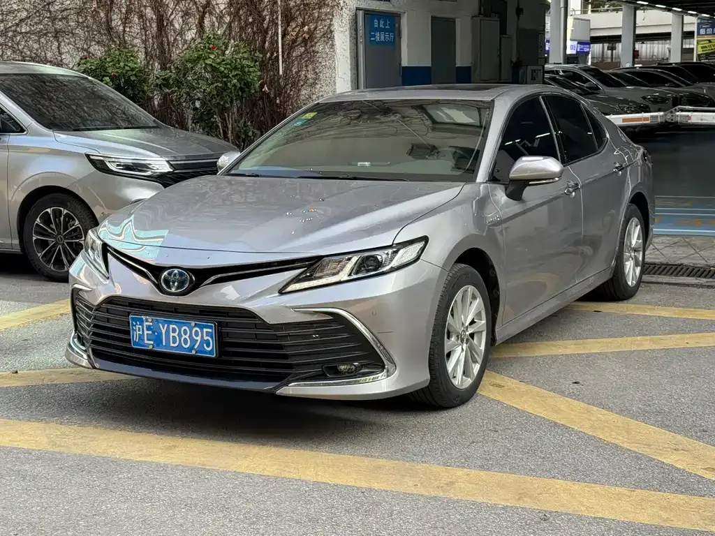 Toyota Camry 2021 из CN, фото 1