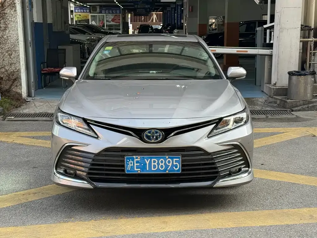Toyota Camry 2021 из CN, фото 9