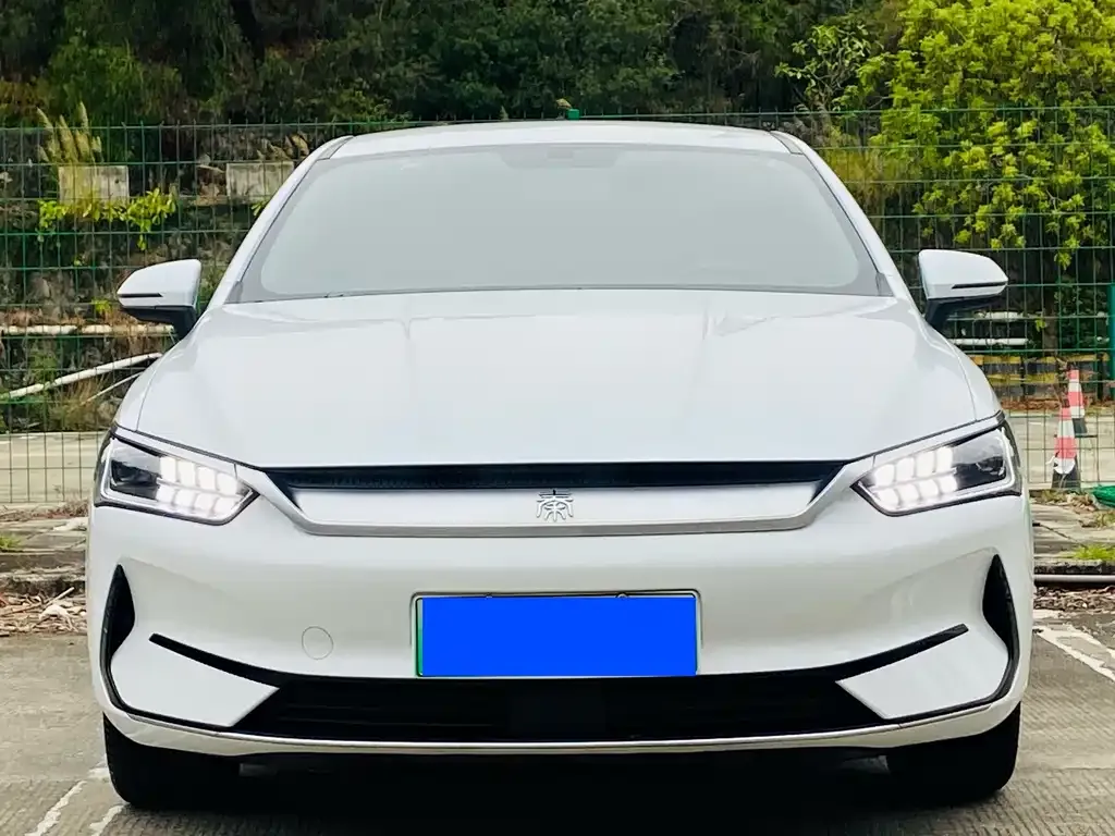 BYD Qin PLUS — фото 5