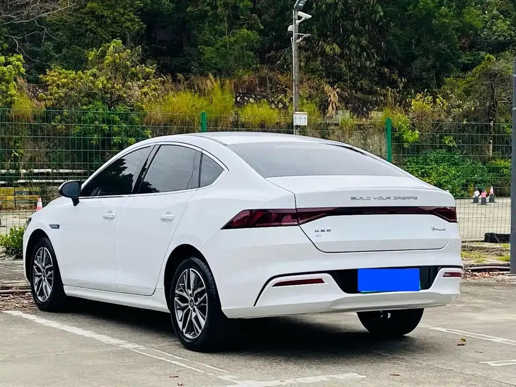 BYD Qin PLUS — фото 9