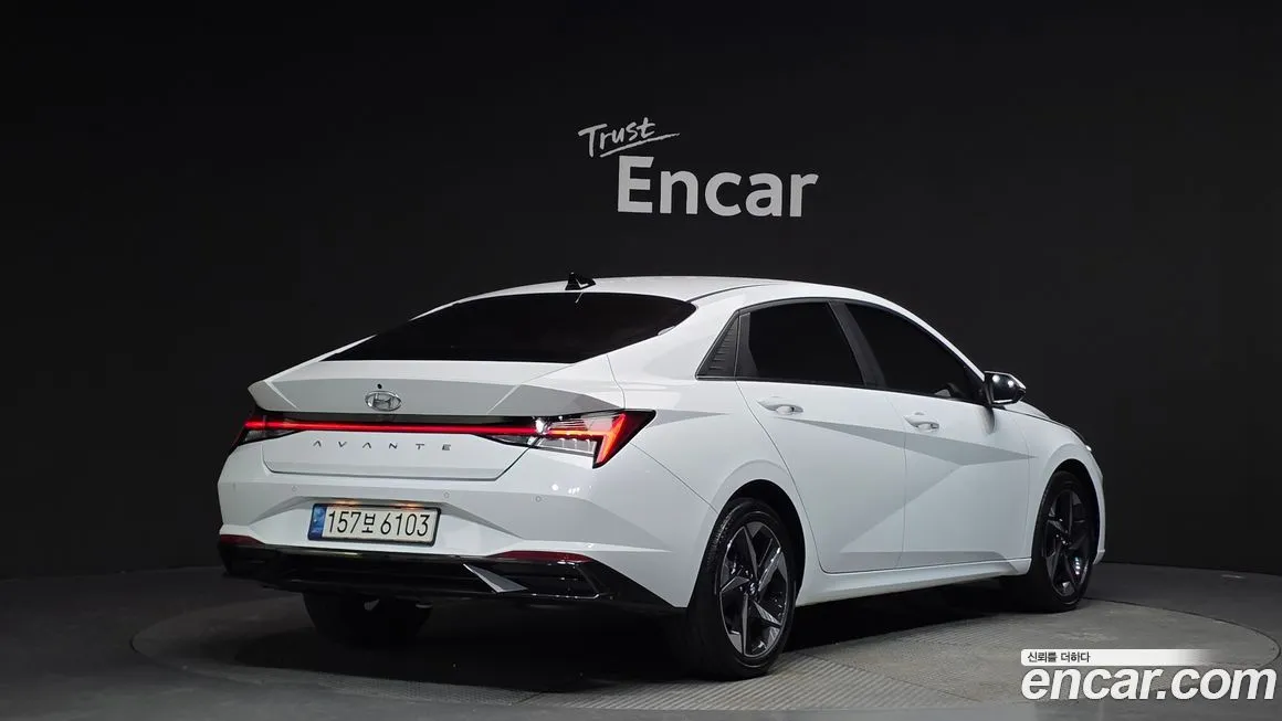 Hyundai AVANTE 2022 из KR, фото 2