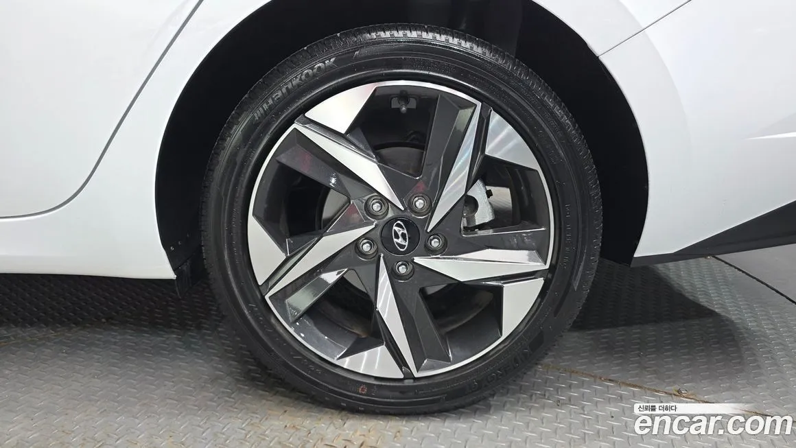 Hyundai AVANTE 2022 из KR, фото 4