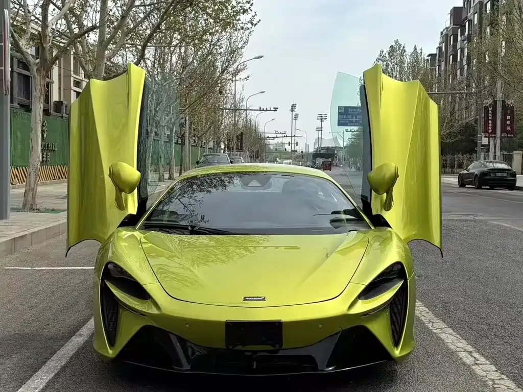 McLaren Artura 2023 из CN, фото 4