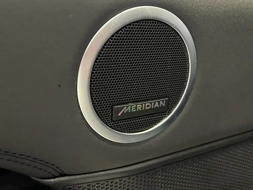 Land Rover Discovery 2024 из CN, фото 3