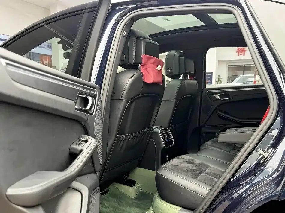 Porsche Macan 2021 из CN, фото 8