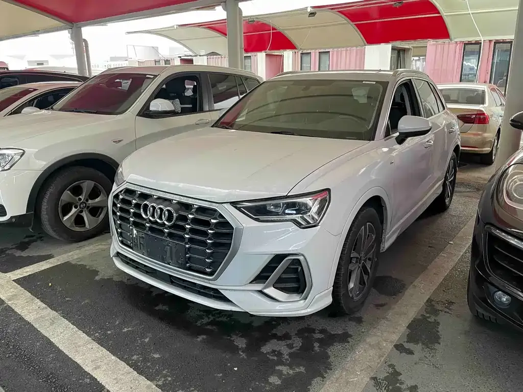 Audi Q3 2022 из CN, фото 1